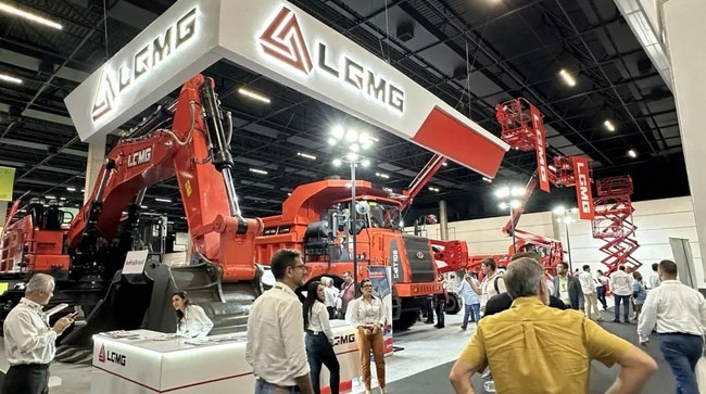 明星产品引领行业革新风潮！long8-龙八(国际)唯一官方网站重机闪耀巴西展！